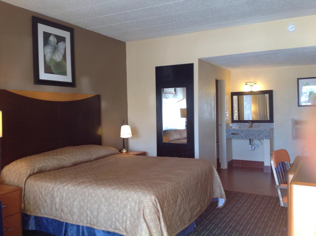Diamond Inn & Suites Richmond Zewnętrze zdjęcie