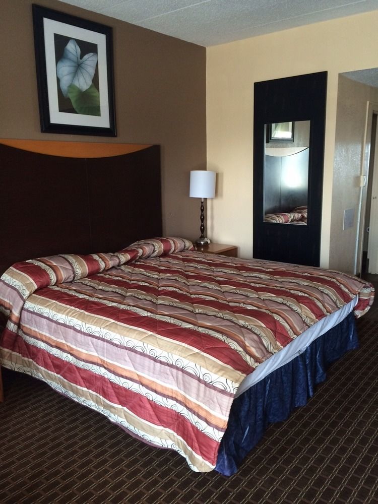 Diamond Inn & Suites Richmond Zewnętrze zdjęcie