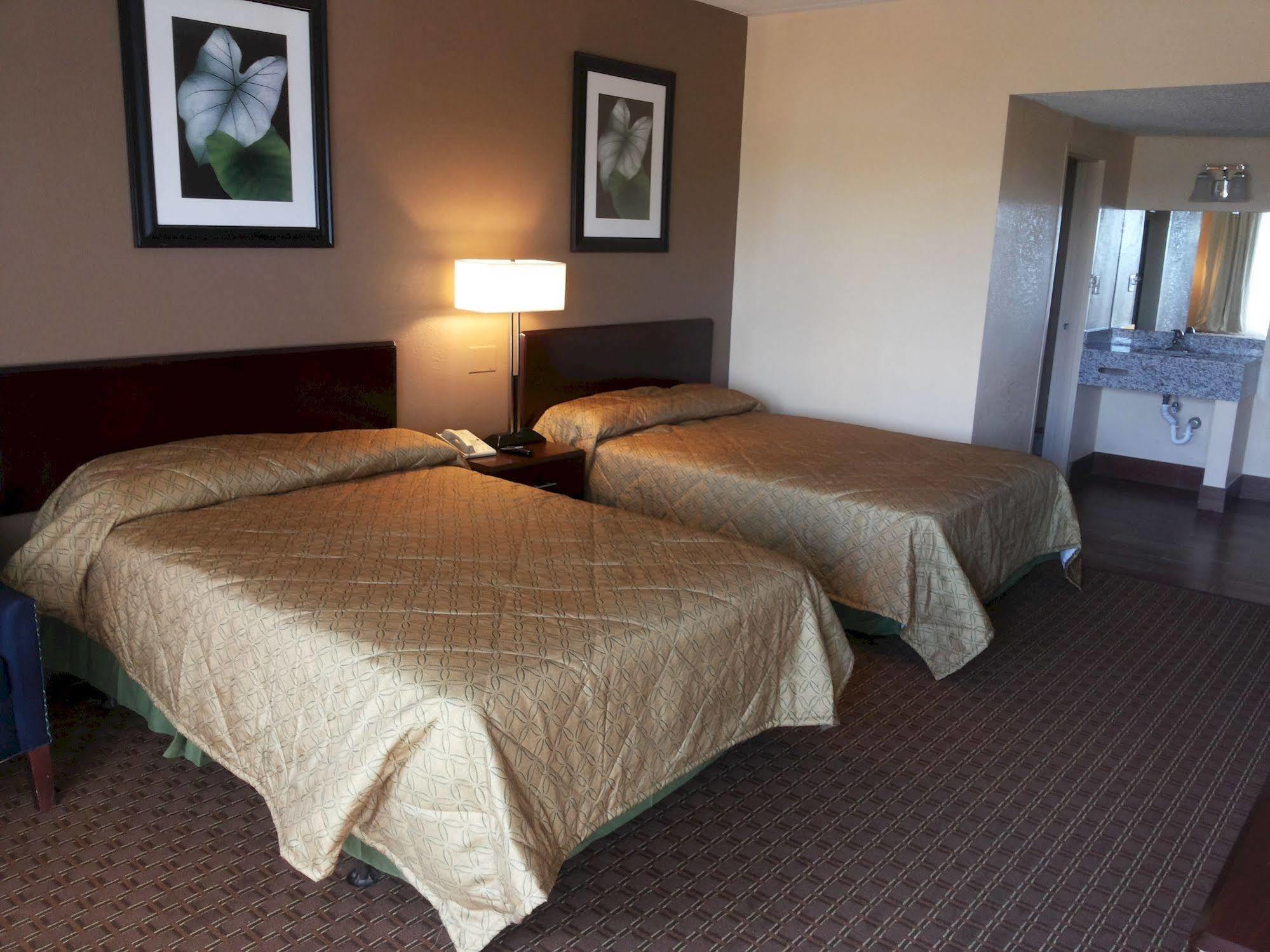 Diamond Inn & Suites Richmond Zewnętrze zdjęcie