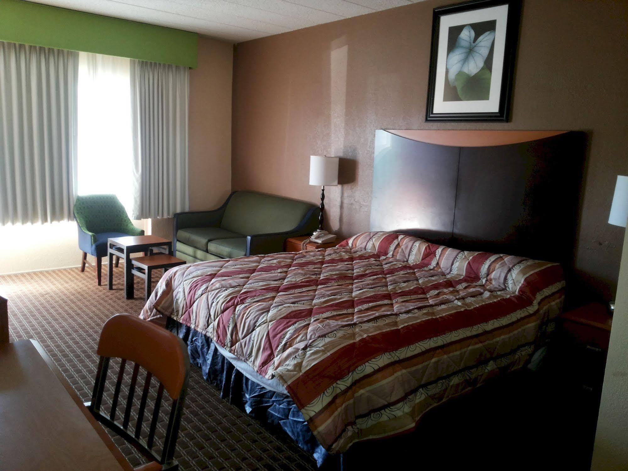 Diamond Inn & Suites Richmond Zewnętrze zdjęcie