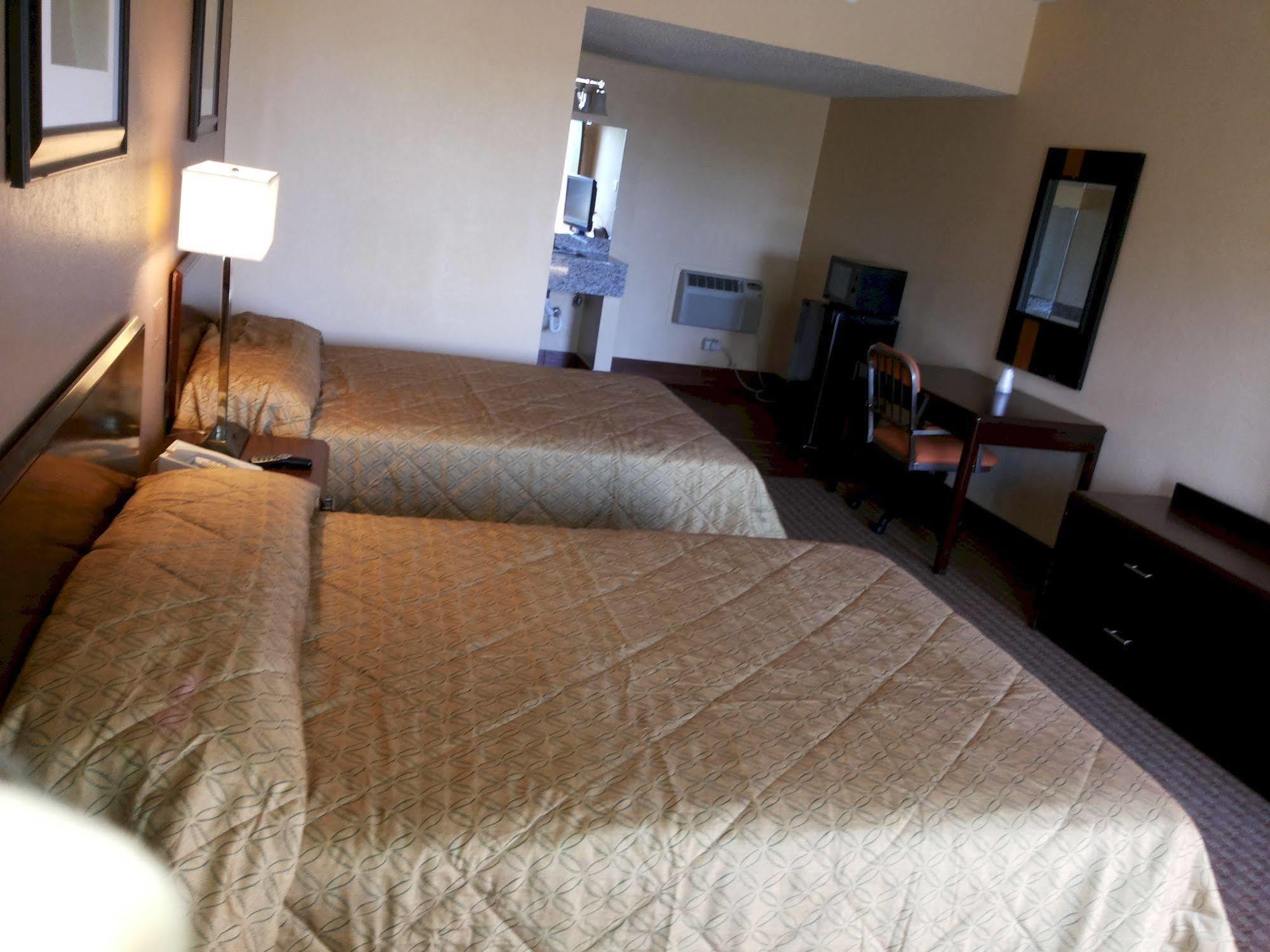 Diamond Inn & Suites Richmond Zewnętrze zdjęcie